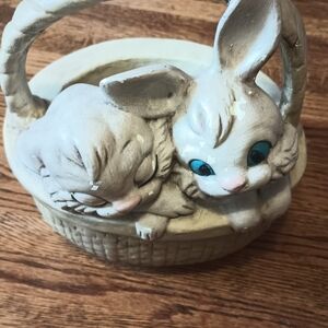 Ceramic Bunny Basket Figurine in White - Unbranded